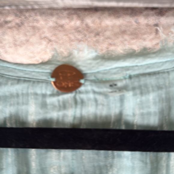 Free People Women's Shirt medium Elegant Blue Women's Top. Runs oversized A55 - Picture 5 of 7